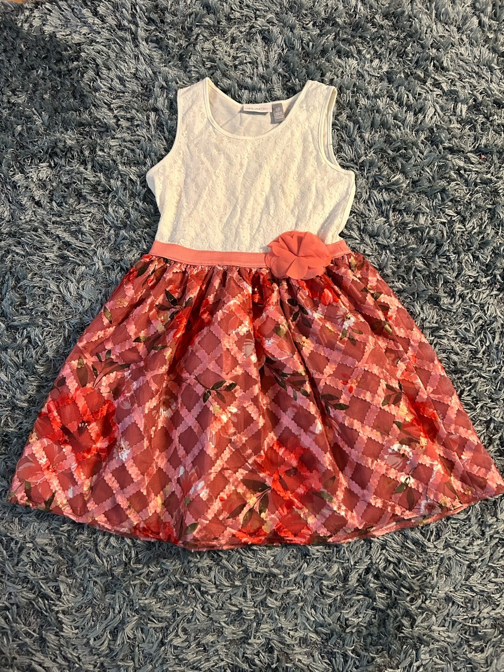 NWT Girls' Medium White Lace & Pink Floral Dress with Waist Flower